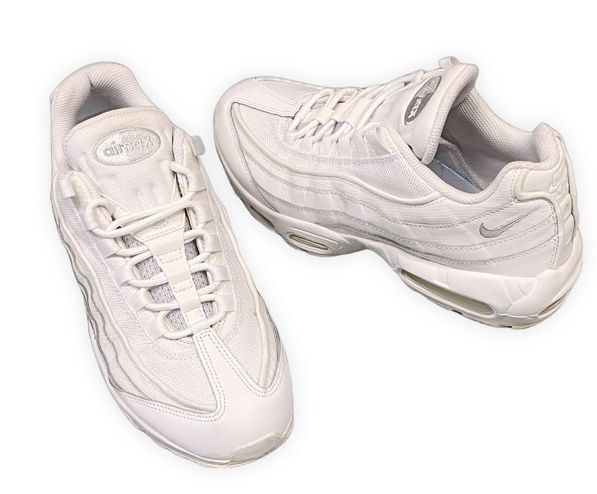 ナイキ エアマックス エッセンシャル NIKE AIR MAX 95 ESSENTIAL CT1268-100 ホワイト 白 26.5 [ta-1617]