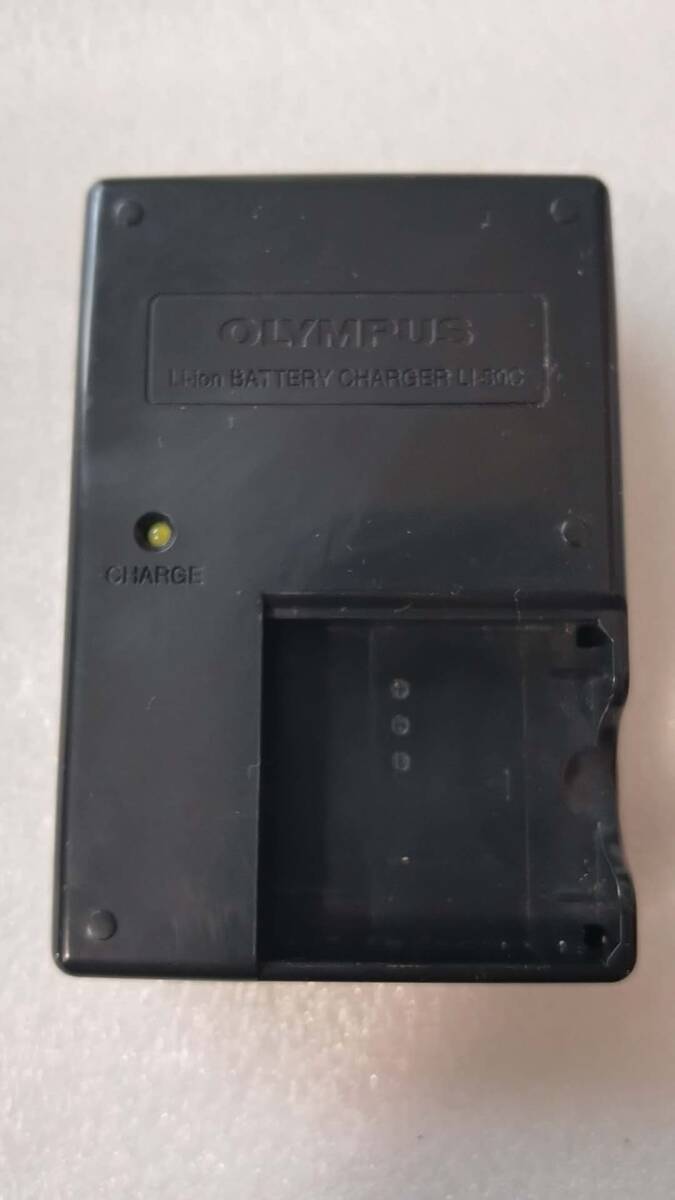 充電器　LI-50C(ACケーブル要タイプ)