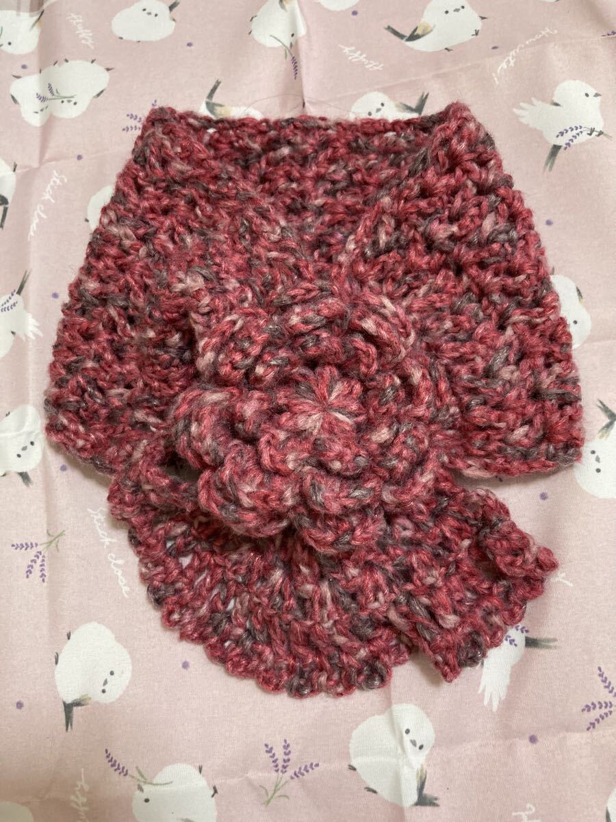 ハンドメイド ☆ミニマフラー☆お花☆手編☆赤系☆ピンク系☆ ミックス☆125