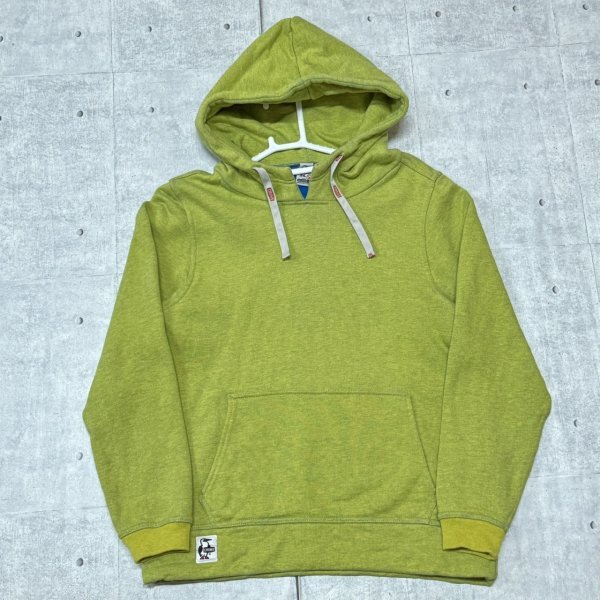 美品 CHUMS パーカー ワッペン ワンポイント 裏地ブルー 裏起毛 チャムス　しっかりした上質素材 フーディー アウトドア キャンプ 石瀬7804