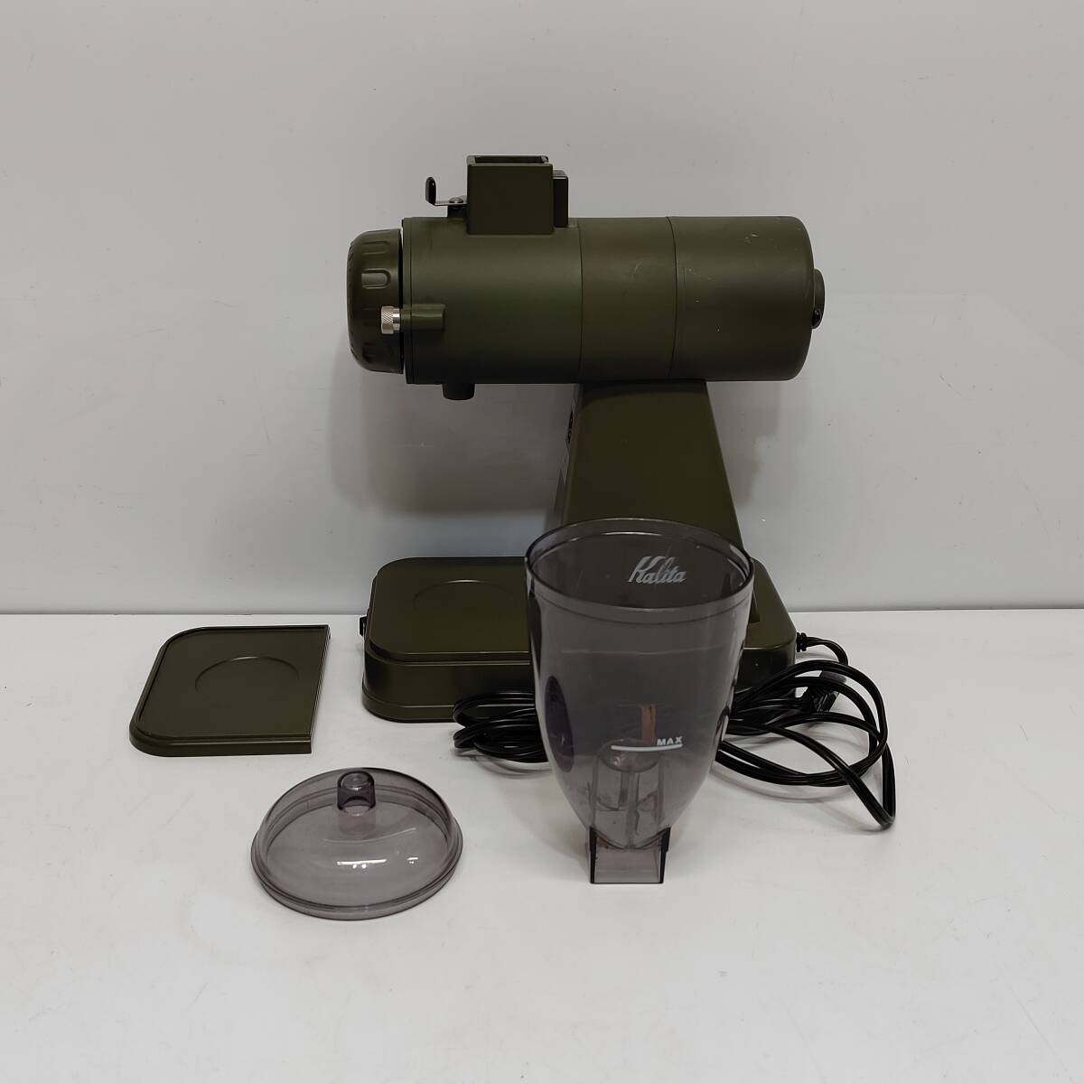 ●動作品 カリタ KCG-17 コーヒーグラインダー Kalita アーミーグリーン コーヒーミル 豆挽き 電動 日本製 M2367