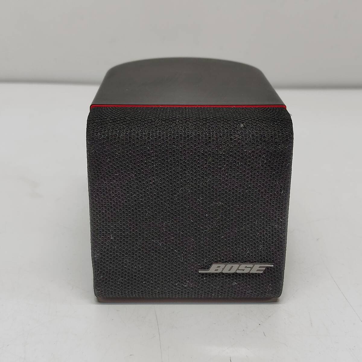 ●ボーズ サテライトスピーカー スピーカー BOSE ブラック×レッド キューブスピーカー S4832