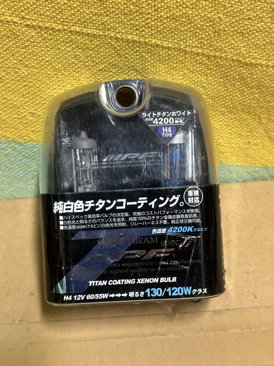 未使用 IPF ヘッドライト フォグランプ ランプ LED H4 12V 60/55W J51T ハロゲン 車用 4200K チタンホワイト 2本 車検対応 スーパーJビーム