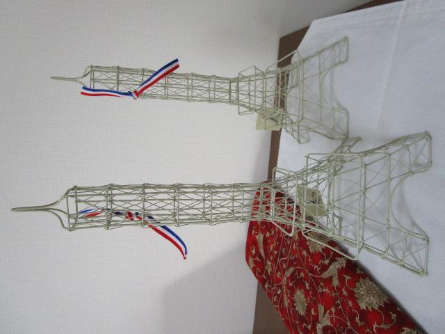 2点SET エッフェル塔 ワイヤー置物 33cm オフホワイト メイクアップ