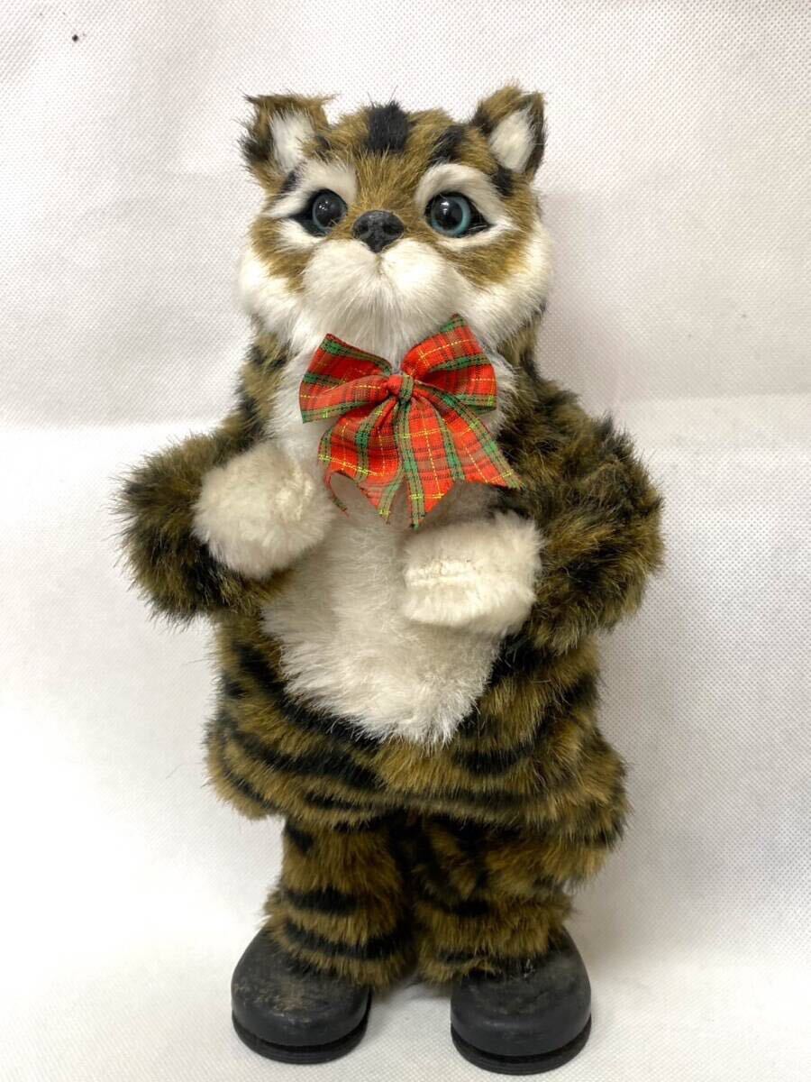 ぬいぐるみ ダンシング 猫野係長 しりふりおやじ猫 置物 雑貨 yh021601