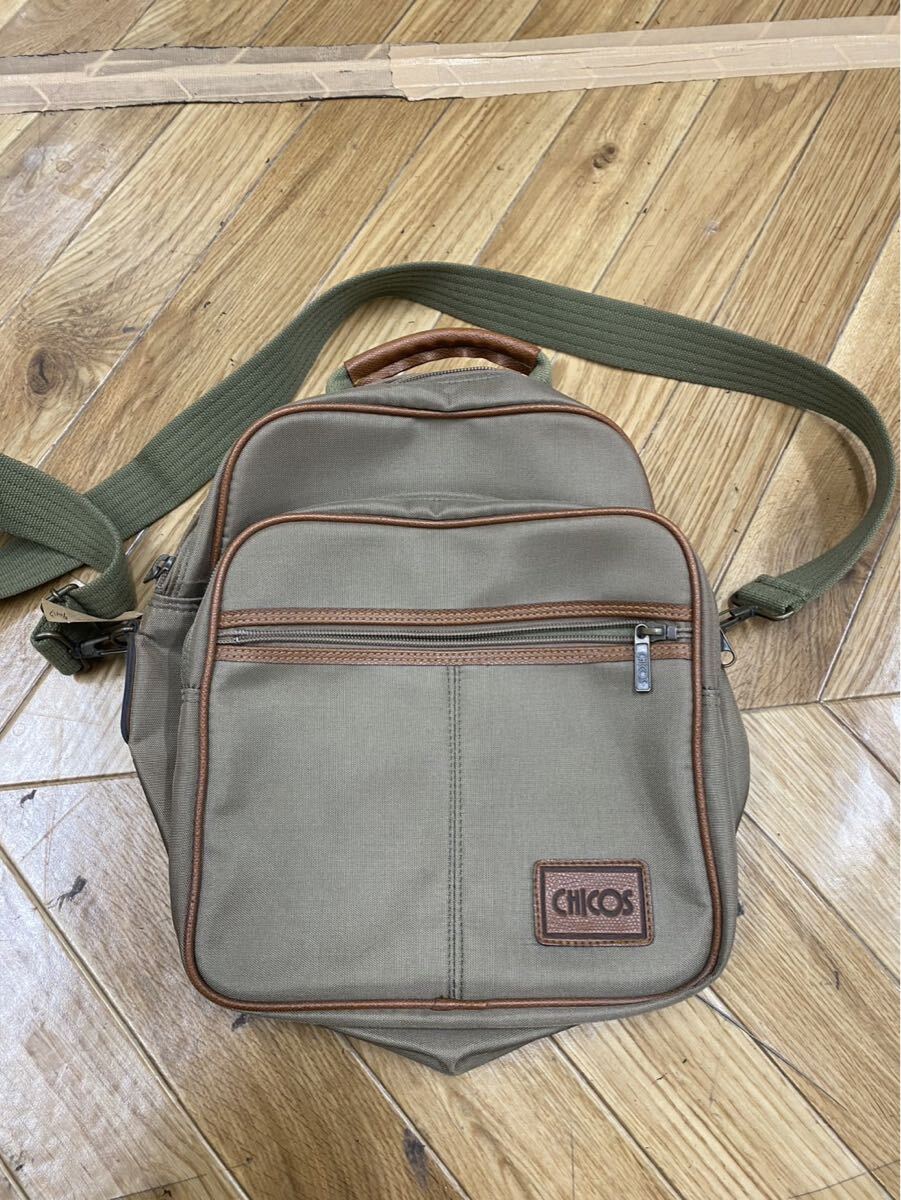 美品 CHICOS 斜め掛け ショルダーバッグ カーキ メンズ ts120102
