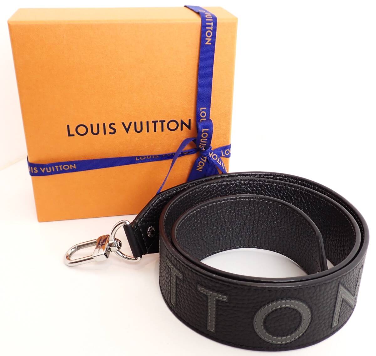 新品未使用品 Louis Vuitton(ルイヴィトン) ショルダーストラップ J02392 レザー 革 ブラック 黒 箱・袋付き