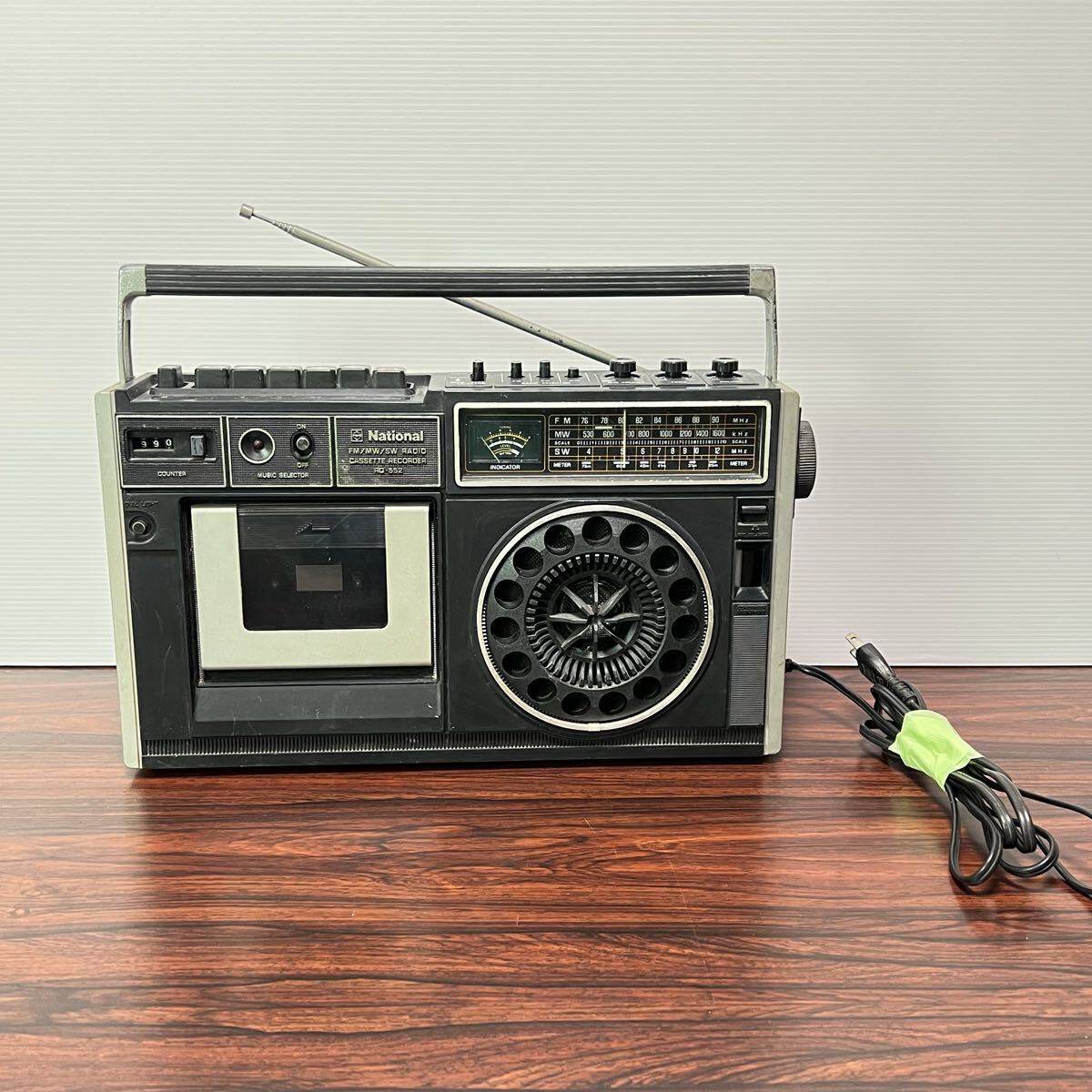 通電確認済 National ナショナル ラジカセ RQ-552 FM/MW/SW AC100V 50/60Hz カセットレコーダー 昭和レトロ ジャンク m12-10