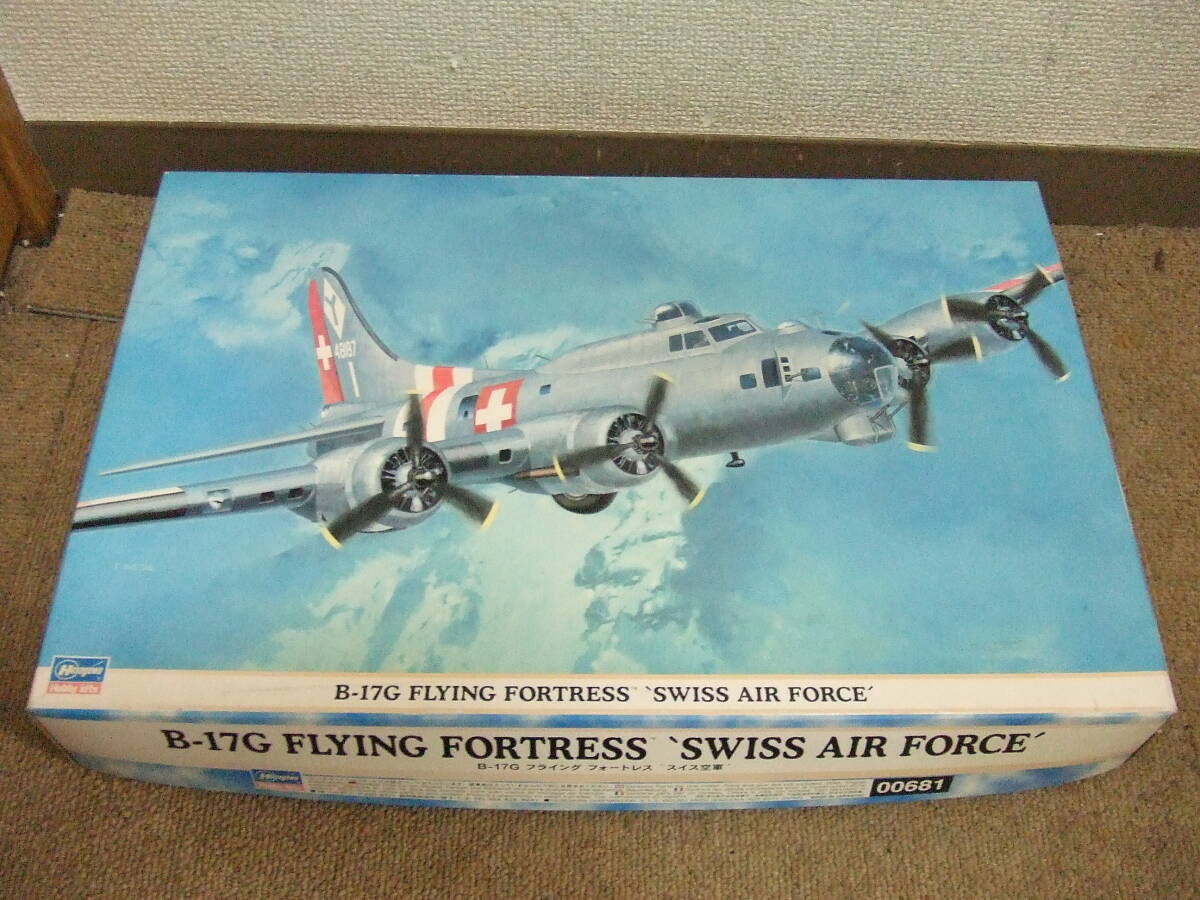 S496 未組立品!プラモデル ハセガワ　 1/72 B-17G フライング　フォートレス　スイス空軍　00681