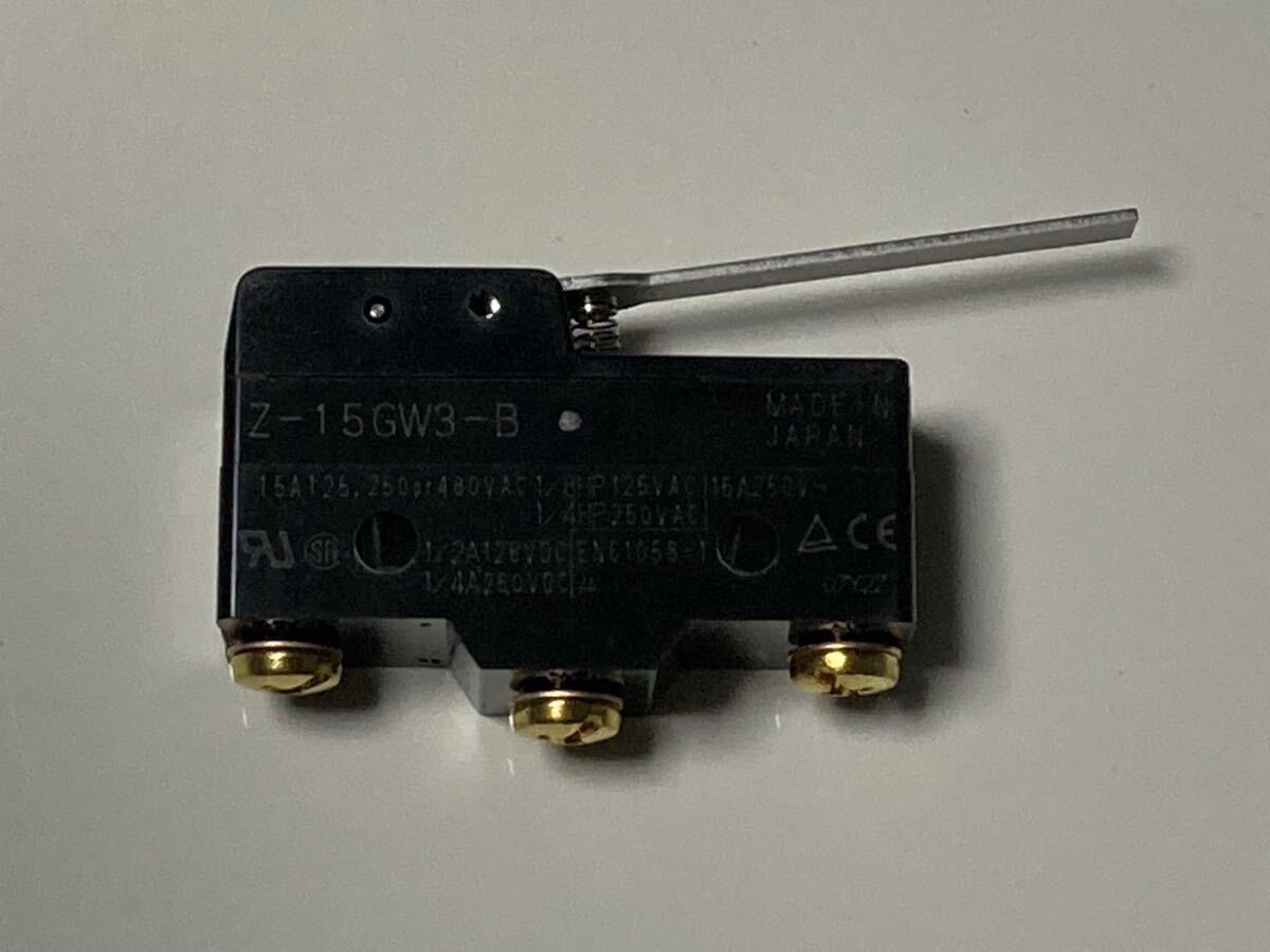 OMRON　オムロン　マイクロスイッチ　Z-15GW3-B