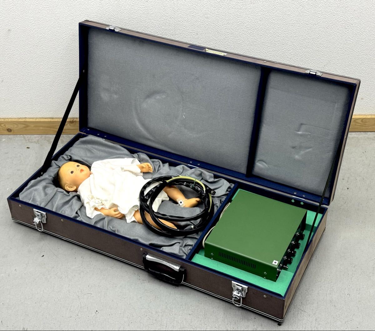 動作品■バイタルサイン人形 京都科学製 心配蘇生 訓練 授業用 医療 看護 医学 実習 バイタルサイン 人形 学習■兵庫県姫路市から 25-4925