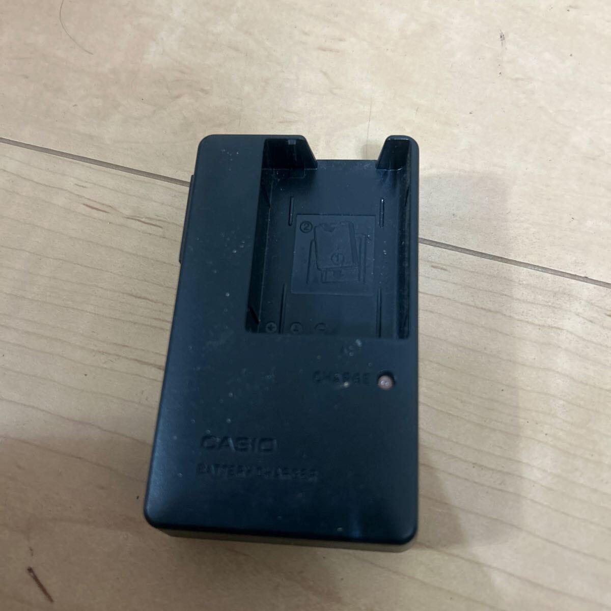【中古品】CASIO BC-90L カシオ バッテリーチャージャー 充電器 