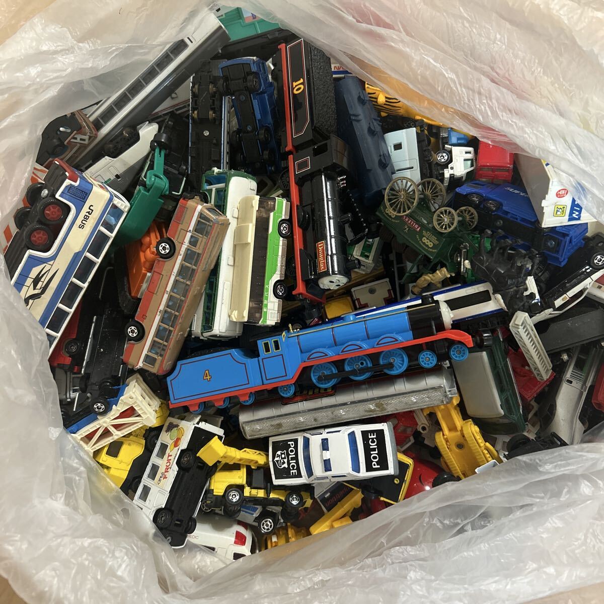 【中古】ミニカー　 トーマス　 プラレール等まとめて