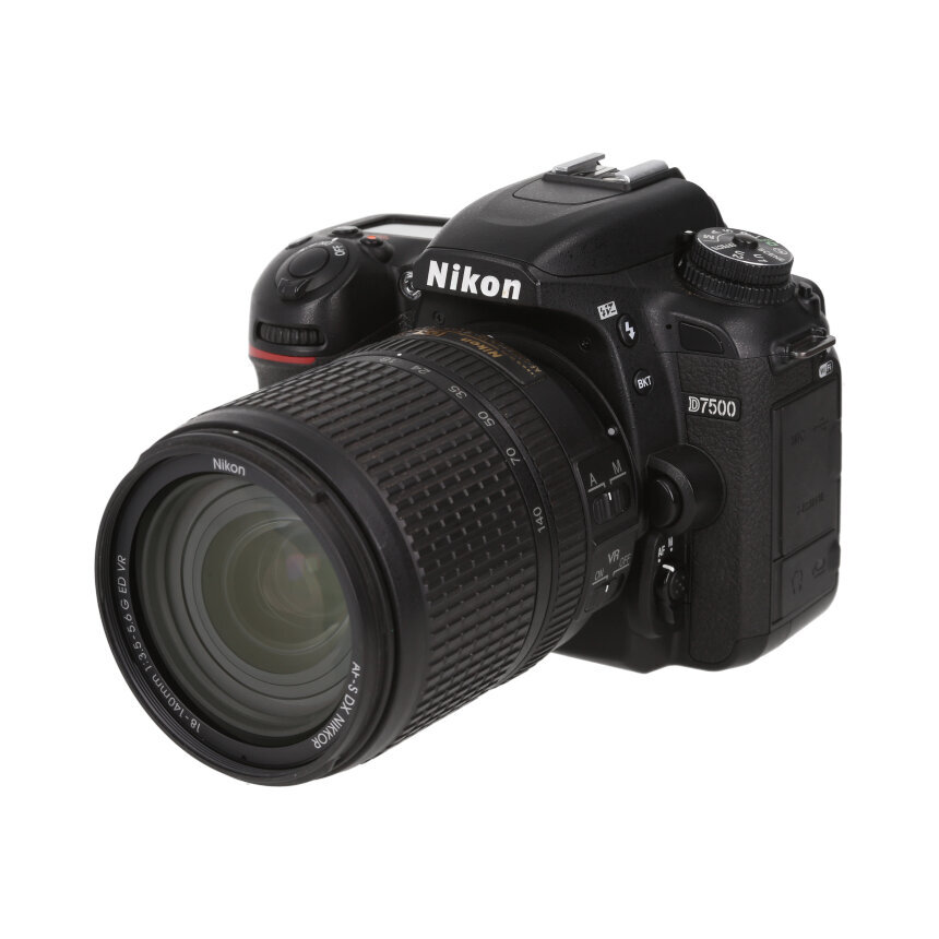 Nikon D7500 キット AF-S DX VR 18-140 【AB】
