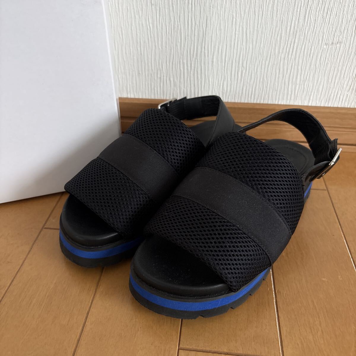 ほぼ新品◆zucca ズッカ メッシュ サンダル ブラック　Lサイズ スポーツサンダル