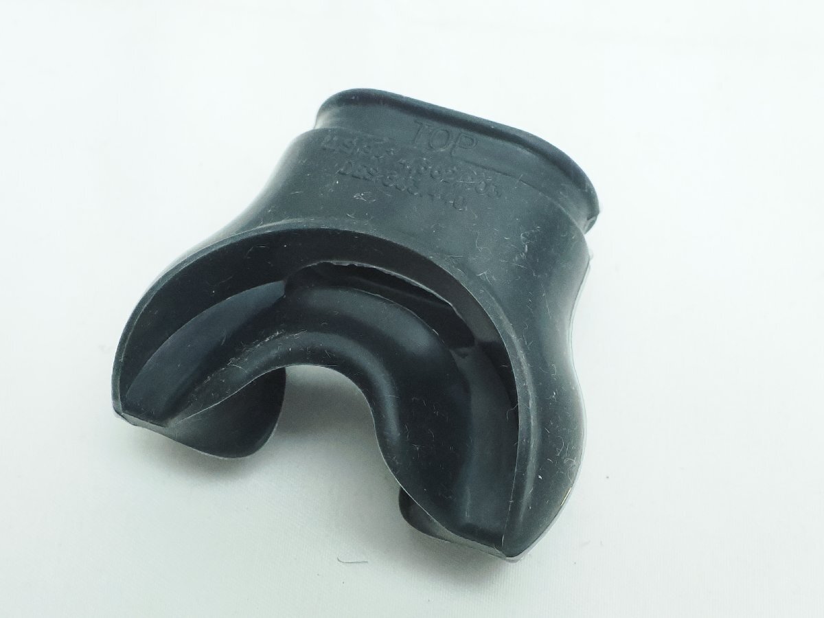 AQUALUNG アクアラング C/Bマウスピース スモール ランク:A ポスト投函 スキューバダイビング用品 [C11-65222]