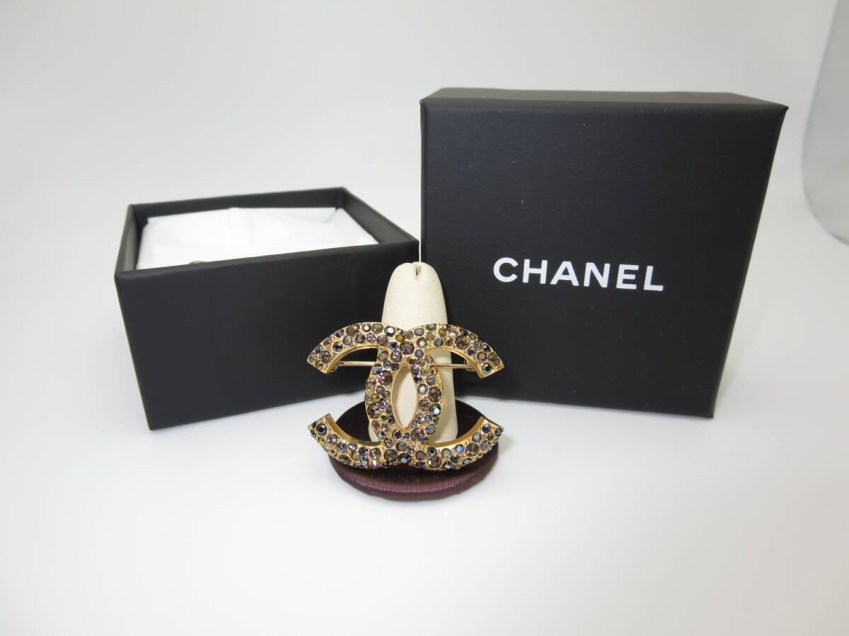 ☆ シャネル 07A メーカー修理済(＊石取) 中古 ブローチ ☆②C