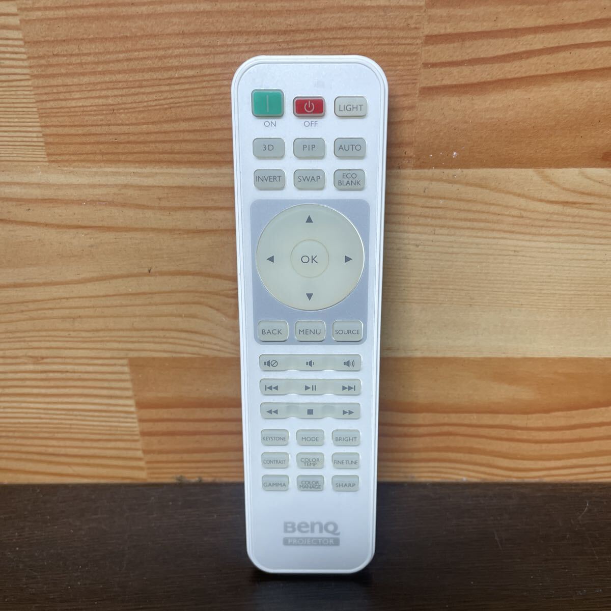 （e1）BENQ プロジェクターリモコン RC01