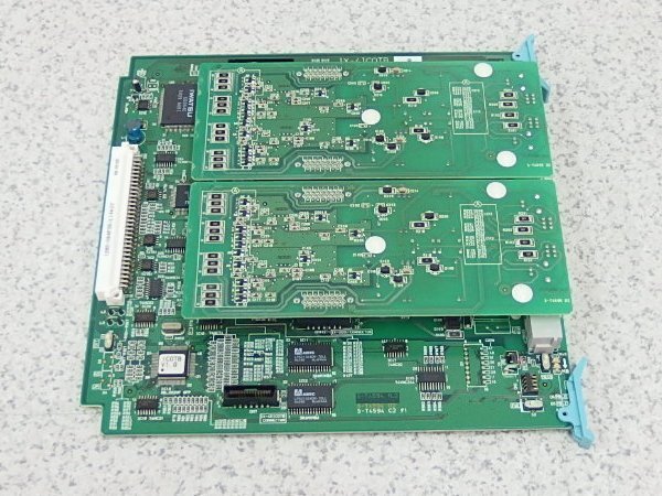 ■β IWATSU/岩通 【 IX-4ICOTB-R 】＋ 【 IX-2DSU-R 】ユニット基板 ビジネスホン 業務　領収書可 【1121-04】