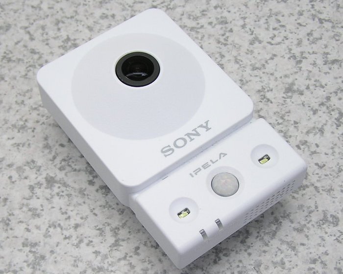 ■SONY/ソニー オールインワンHD対応ネットワークカメラ（PoE対応モデル） SNC-CX600 美品！送料一律600円