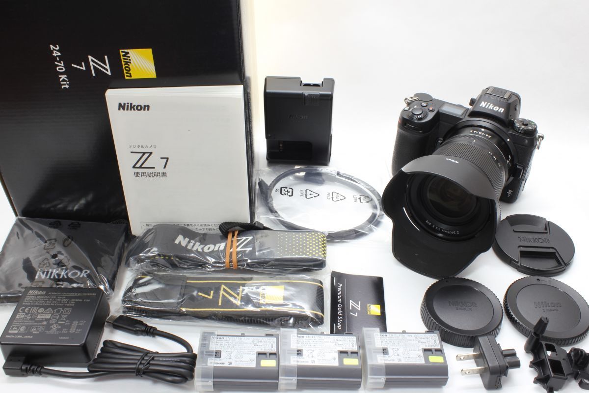 ショット数8956回【動作美品】ニコン Nikon Z7 24-70 レンズキット 動作確認済 バッテリー 充電器 元箱