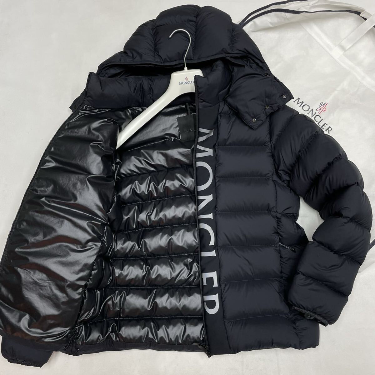 美品 サイズ1 MONCLER モンクレール UME ダウンジャケット ブラック