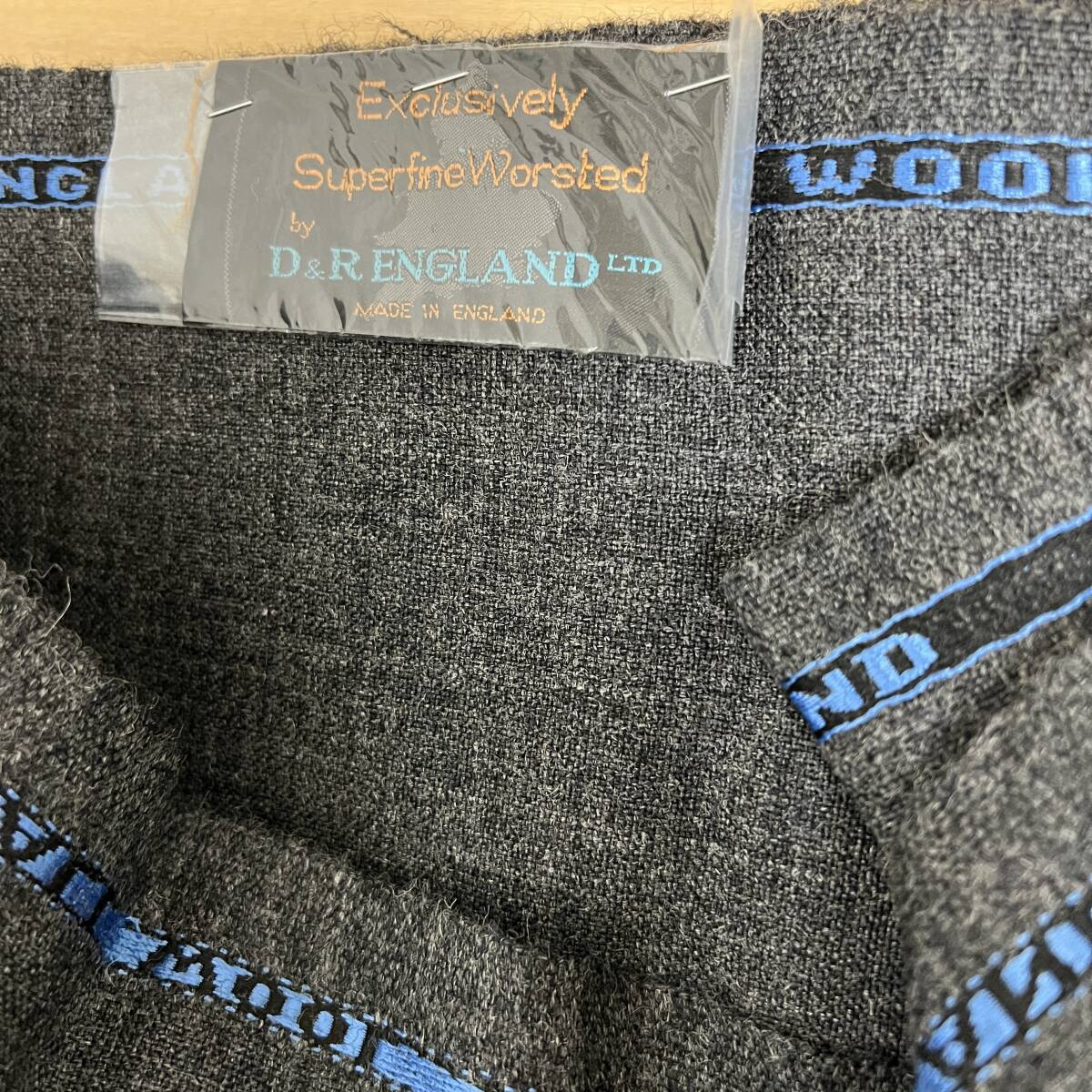 仕立て屋閉店品 スーツ生地 英国製 ウール100％ D&R ENGLAND チャコールグレー 保管品 服地 布地 デッドストック 現状品 管理698-I2-2
