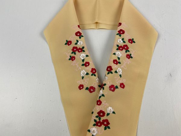 ▼三作▼テイジン　ラミエール　刺繍半衿　日本製　K30