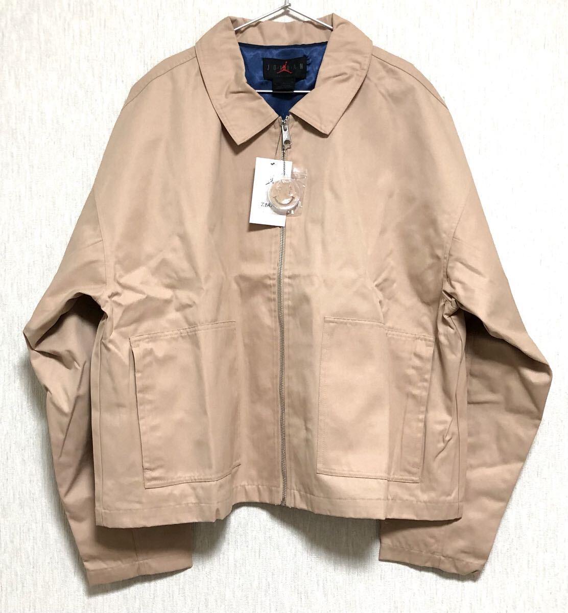 新品 送料込 NIKE JORDAN×J BALVIN WOVEN JACKET XL(USサイズ) ベージュ ナイキ ジョーダン J バルヴィン ウーブン ツイル ジャケット