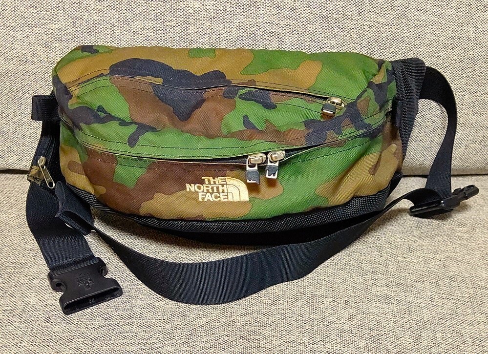 H143/THE NORTH FACE ザ ノースフェイス　ウエストポーチバッグ　ボディーバッグ　迷彩柄