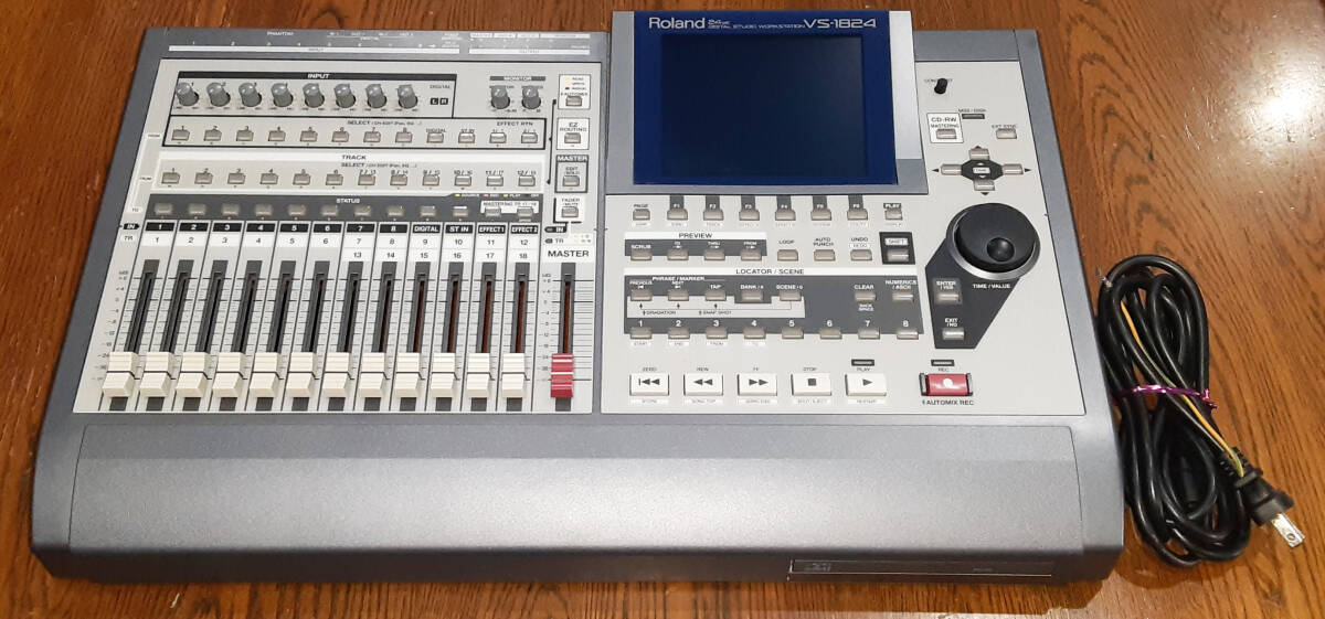 ★Roland VS-1824 CD v1.51 DIGITAL STUDIO WORKSTATION HDD 40GB 新品/CD-RW★OK!!★MADE in JAPAN★