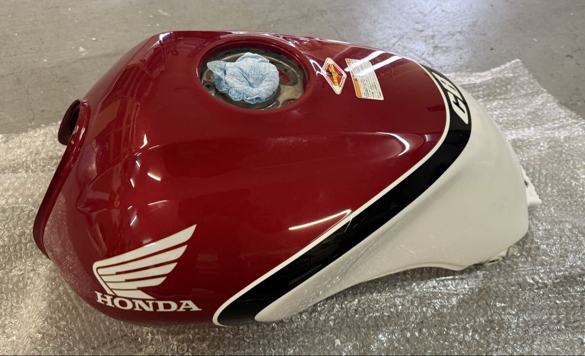 ホンダ　純正 CB400SF　タンク　ガソリンタンク　NC39