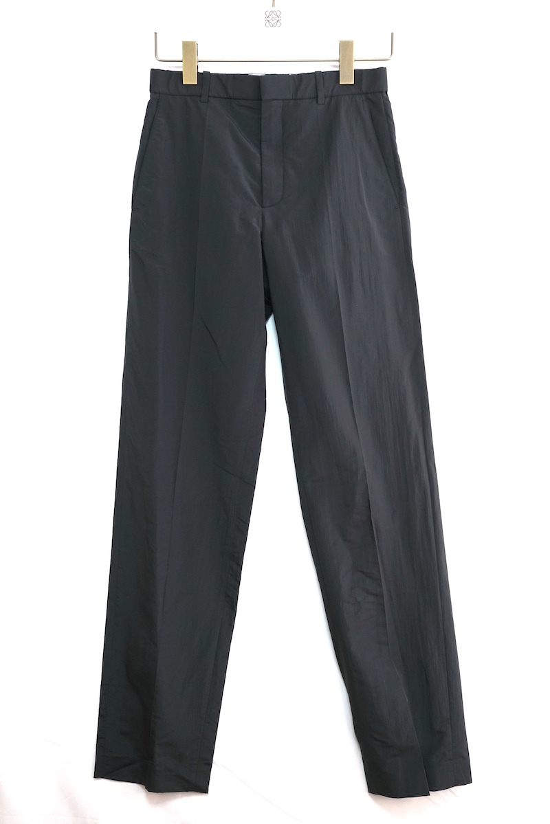LOEWE ロエべ PLEATED TROUSERS ナイロン シルク トラウザー パンツ ブラック 42サイズ H526Y04WBS