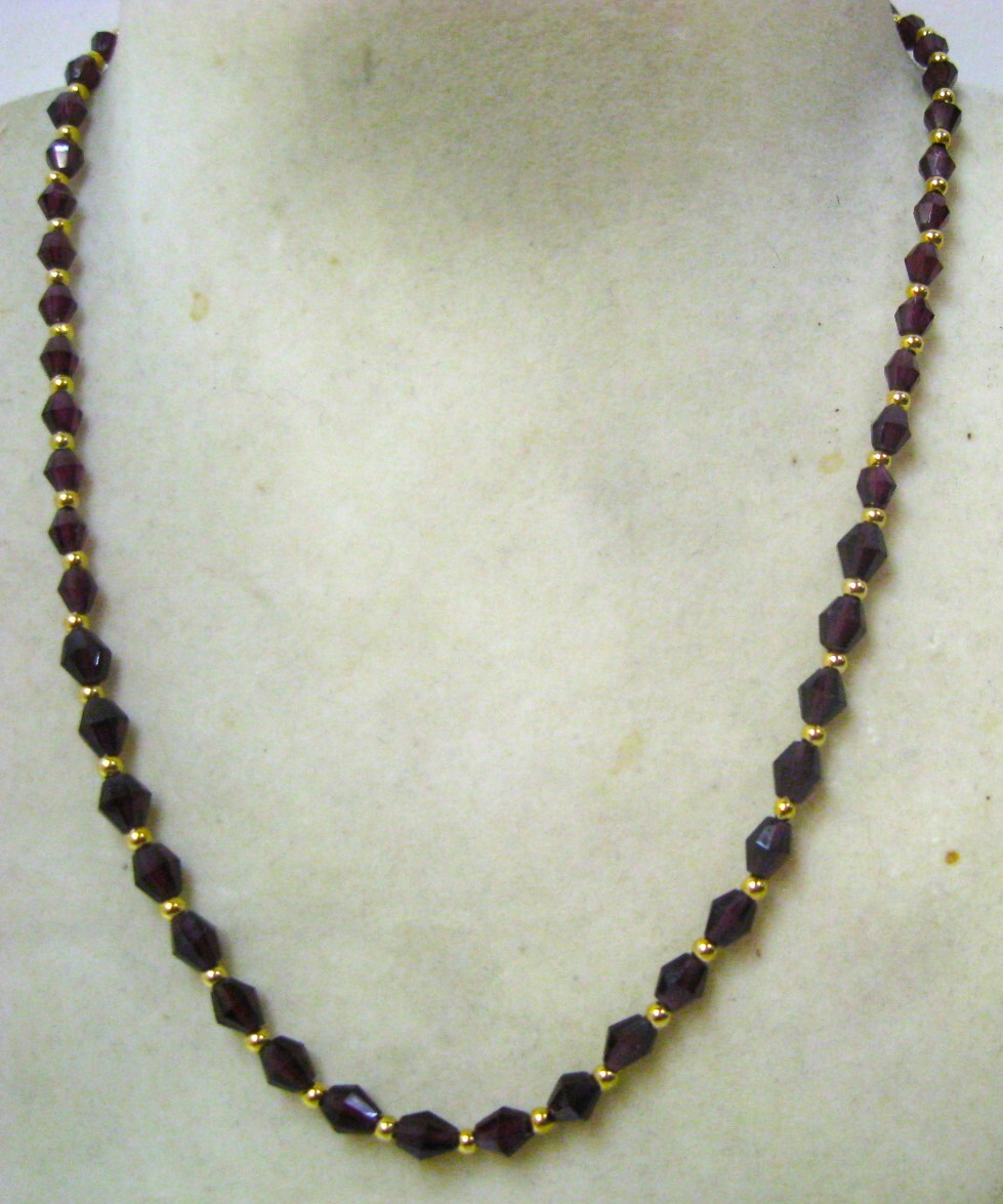 【東京 谷中 質屋おぢさん】K18 18金 ネックレス アメシスト 57ヶ付 18金の丸玉入 40cm