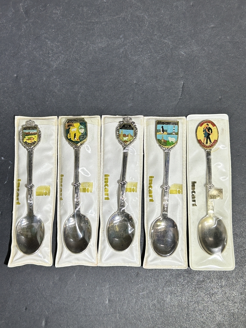 ● コレクター必見 ビンテージ レトロ スプーン 5点 カトラリー 雑貨 コレクション kr41
