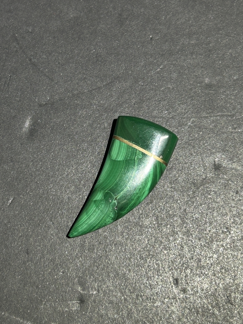 ● コレクター必見 マラカイト 孔雀石 パーツ 天然石 小物 アクセサリー コレクション kr98