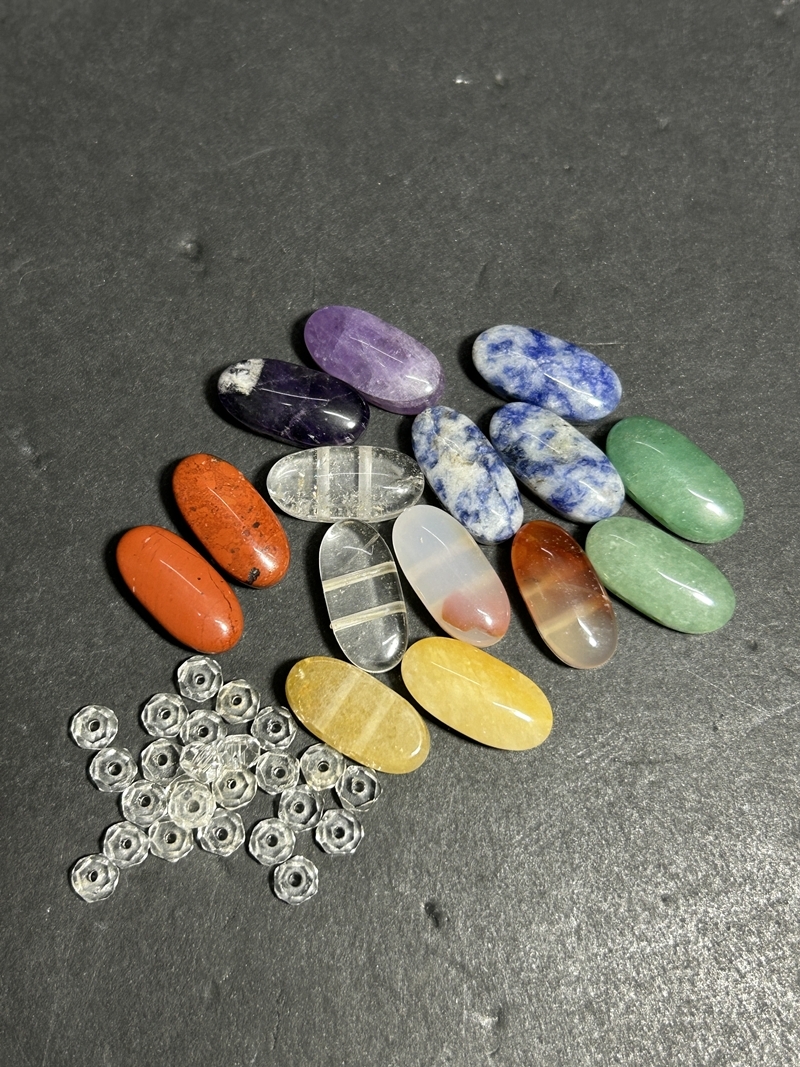 ● コレクター必見 まとめ売り 天然石 アメジストなど パーツ アクセサリー 部品 ストーン 小物 コレクション kr114