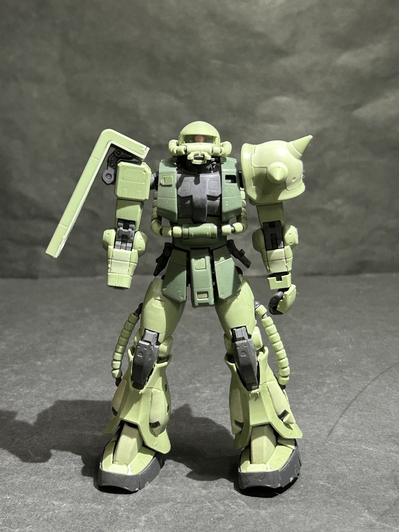 ● コレクター必見 ガンプラ ガンダム プラモデル ザク 機動戦士ガンダム 飾り ジャンク品 コレクション kr148