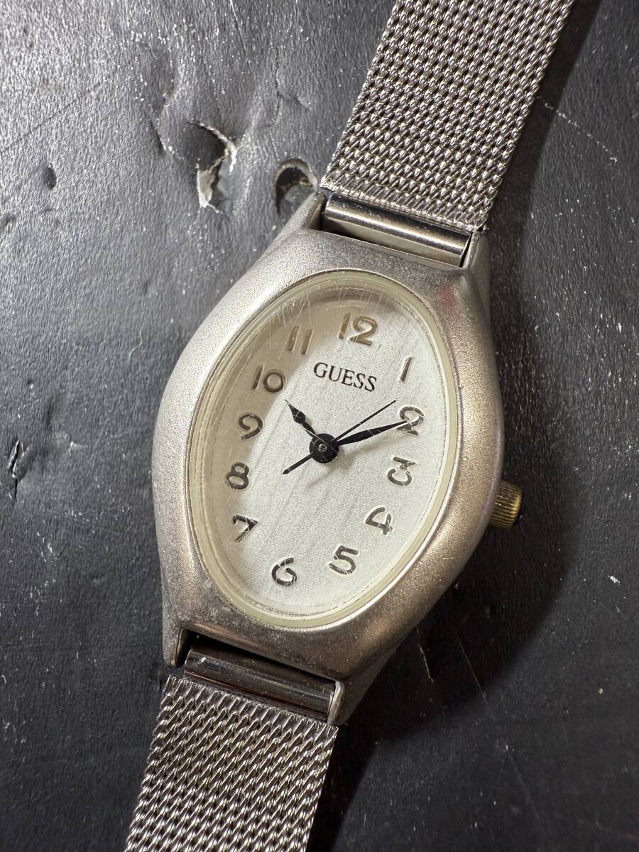 ★コレクター必見 GUESS ゲス レディース 腕時計 ジャンク シルバーカラー アクセサリー 飾り コレクション Se598