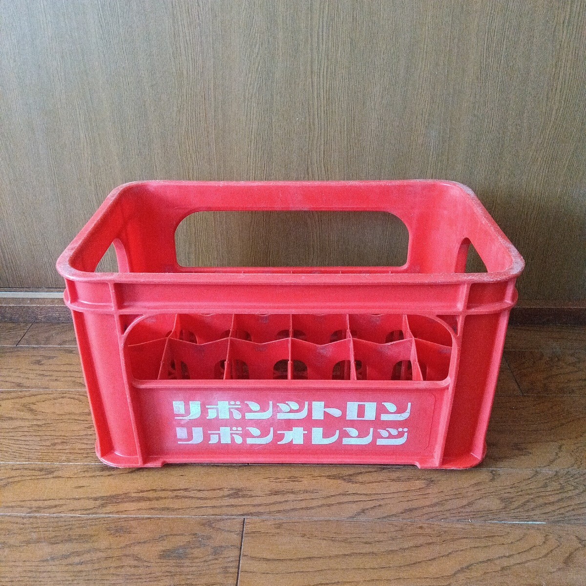 中古☆ サッポロビール リボンシトロン 昭和レトロ コンテナ ケース サッポロ 企業物 アンティーク レトロ リボンオレンジ