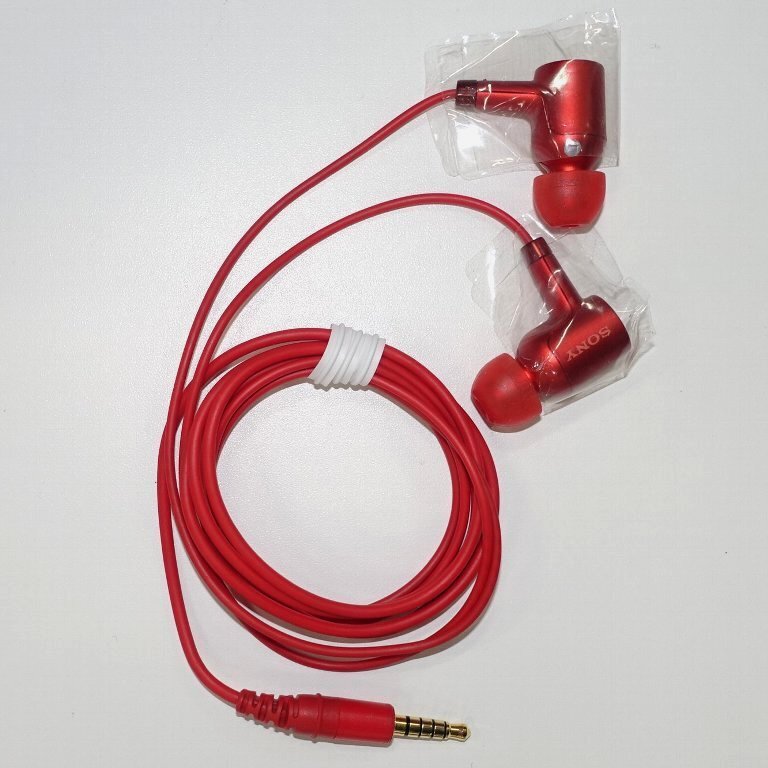 ■SONY MDR-NW750N ハイレゾ対応ノイズキャンセリングイヤホン (R)シナバーレッド NW-A30 NW-A20シリーズ 付属品 新品未使用 送料270円 (2)