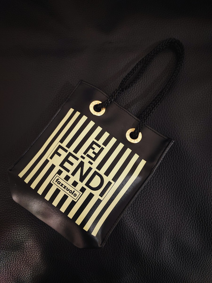 良品　 FENDI フェンディ ミニハンドバッグ トートバッグ ブラック バッグ