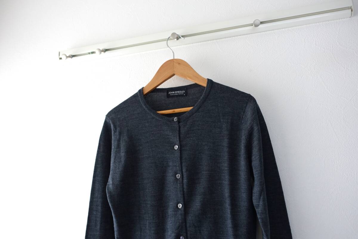 美品 イギリス製 JOHN SMEDLEY ジョンスメドレー チャコールグレー ウールニット クルーネック カーディガン Sサイズ