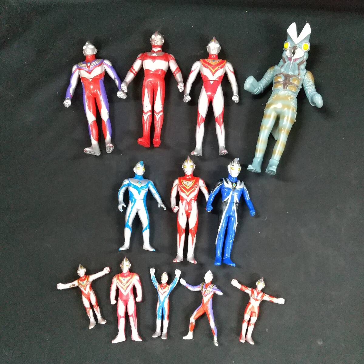 ◎在庫一掃セール◎ウルトラマン ソフビまとめて１２体 即発送