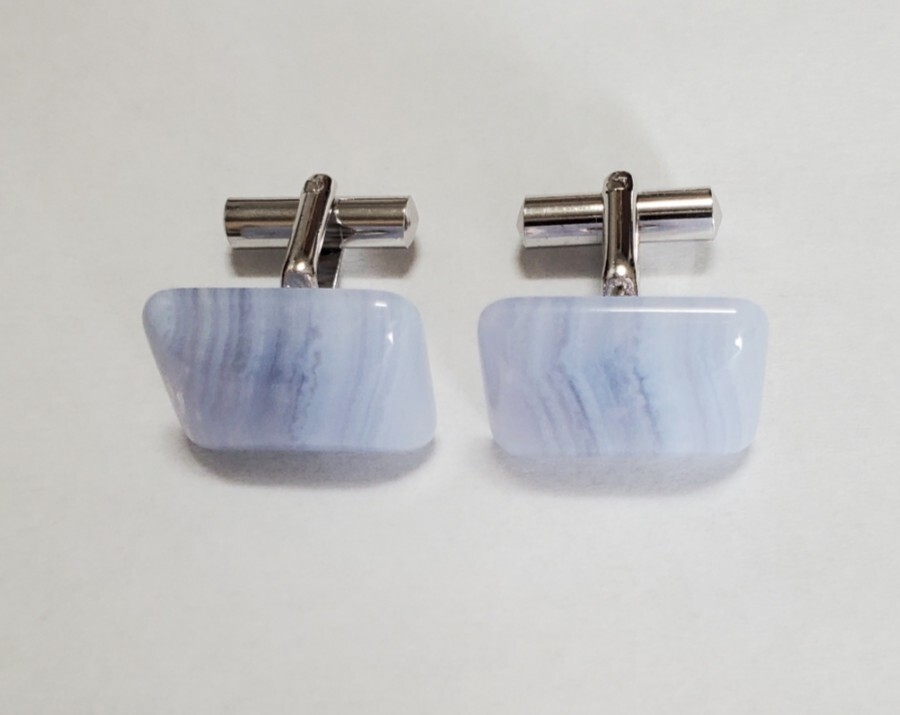 天然石　瑪瑙　カラーストーン　カフスボタン　メンズ　アクセサリー　10ｇ　美品