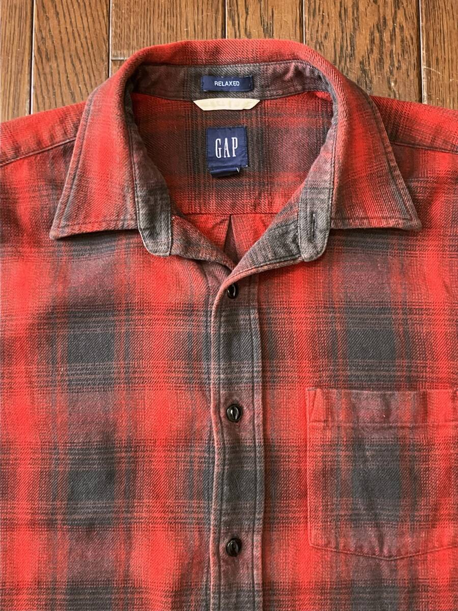 ＧＡＰ ギャップ オンブレチェック ネルシャツ Ｍ 赤 黒 レッド ブラック シャドーチェック １００％コットン