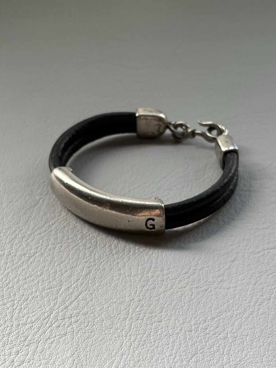 Jean Paul GAULTIER ジャンポールゴルチエ ゴルチェ G刻印 シルバー×ブラックカラー レザー 革 ブレスレット バングル アクセサリー