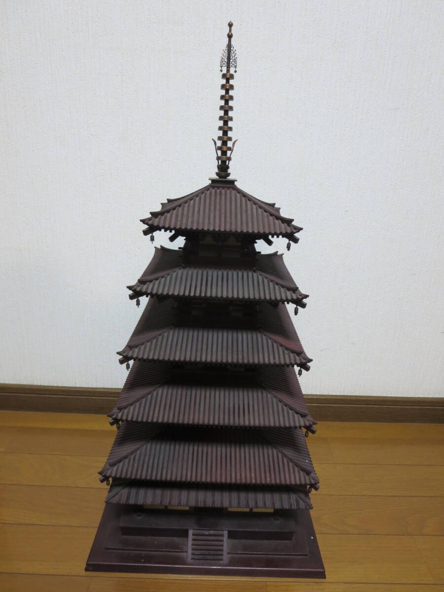 送料無料　五重の塔　木製　仏教美術　縁起物　高さ約66㎝　重さ約7ｋg　置物　古道具　ジャンク