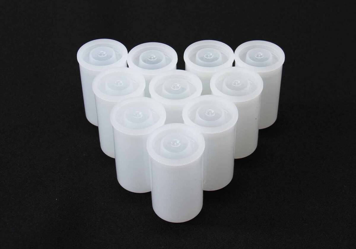 フィルムケース 10個　フィルム　小物　蓋がグレーになるかもしれません　小物入れ フィルムの空