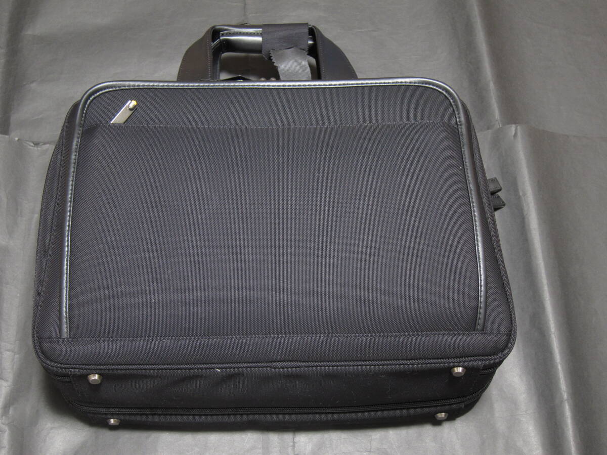  ace. EVL-3.0 ブリーフケース エキスパンダブル A4サイズ 2気室 59523 新品 送料無料